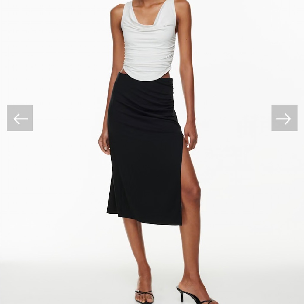 Elegant Black Midi Skirt Aritzia